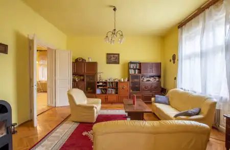 Eladó családi ház, Budapest, XVII. kerület 6 szoba 220 m² 94.9 M Ft