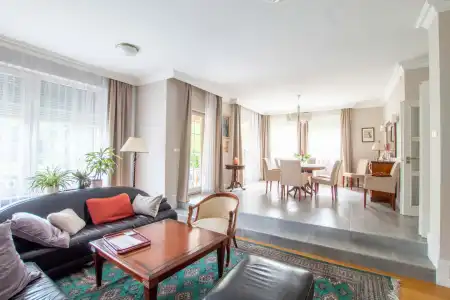 Eladó ikerház, Budapest, XIX. kerület 7 szoba 387 m² 289 M Ft