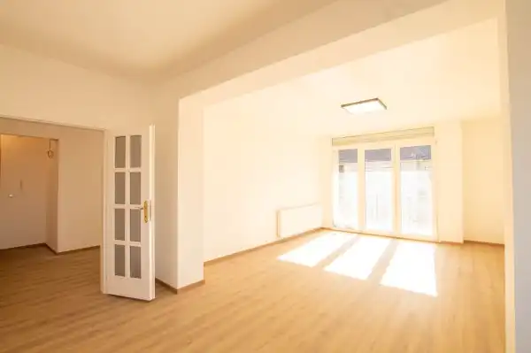 Eladó téglalakás, Budapest, XIV. kerület 3 szoba 92 m² 140 M Ft
