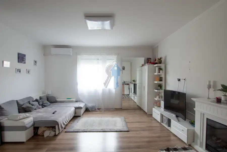eladó újszerű családi ház, Budapest, XX. kerület