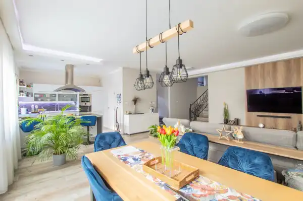 Eladó újszerű családi ház, Dunaharaszti 5 szoba 214 m² 166 M Ft